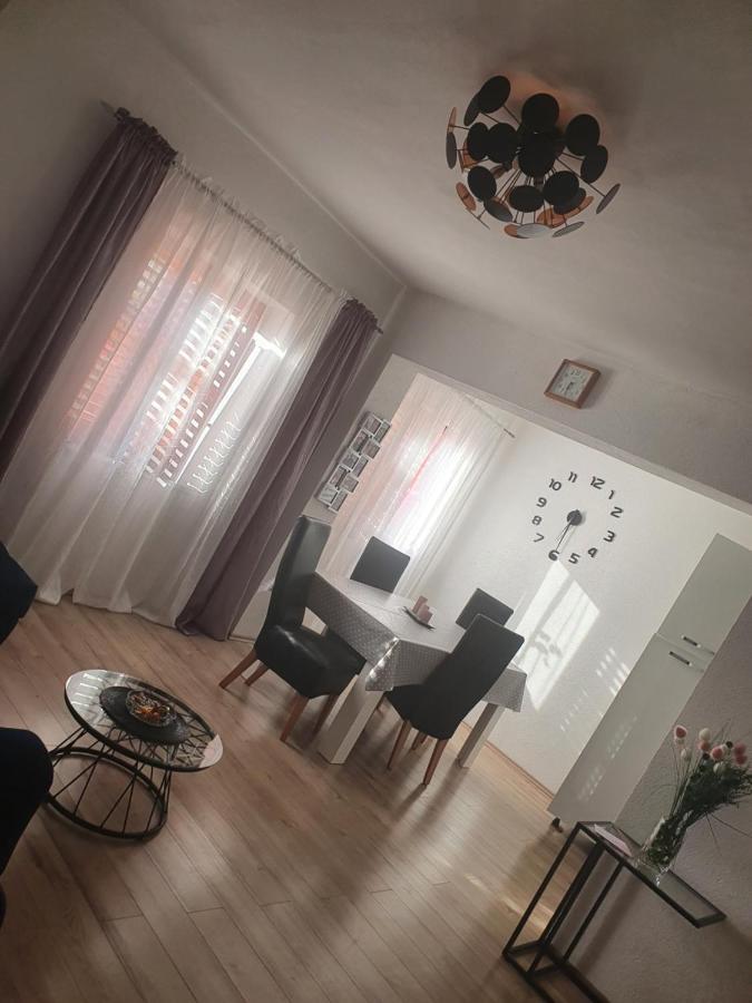Apartman Bake Milke Senj  Eksteriør billede